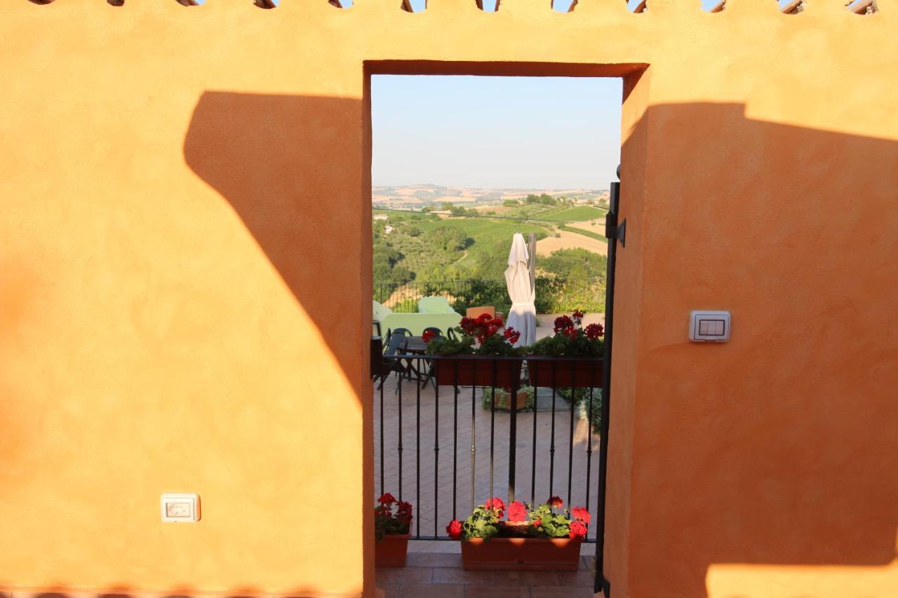 Willa Poggio Montali Monte Roberto Zewnętrze zdjęcie
